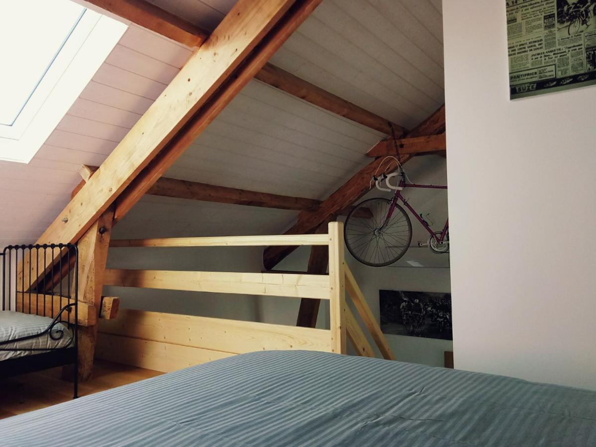 Chambres D'Hotes Quatre Mains Saint-Priest-des-Champs 외부 사진