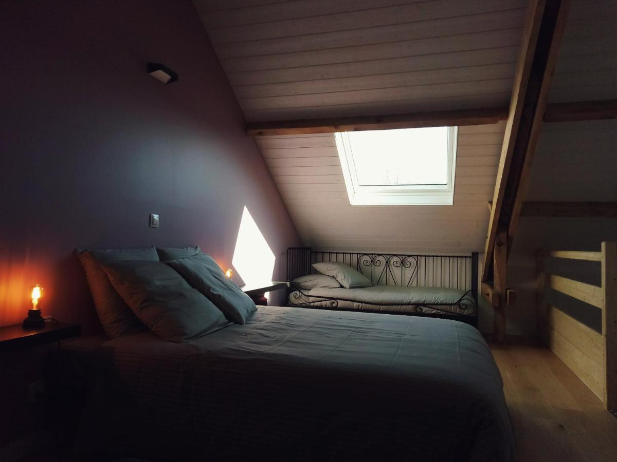 Chambres D'Hotes Quatre Mains Saint-Priest-des-Champs 외부 사진